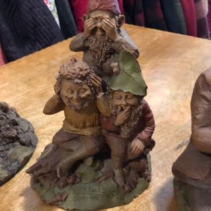 Clark “the no-evils “ gnomes 1984